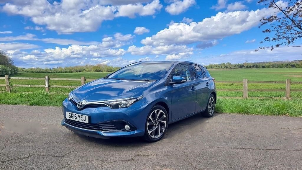 Toyota Auris Listing Image