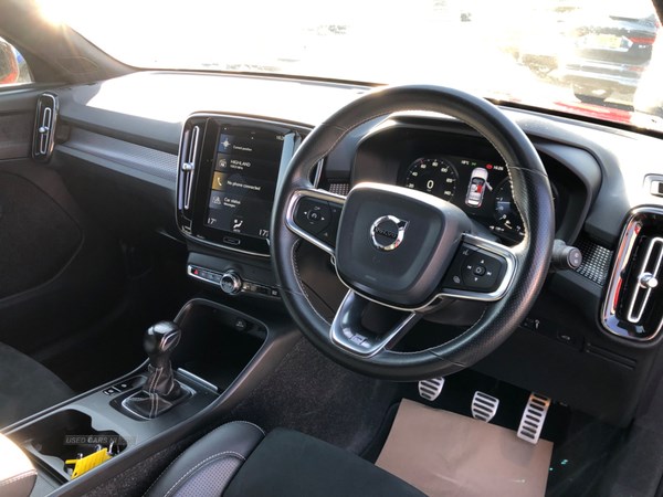 Volvo XC40 Listing Image