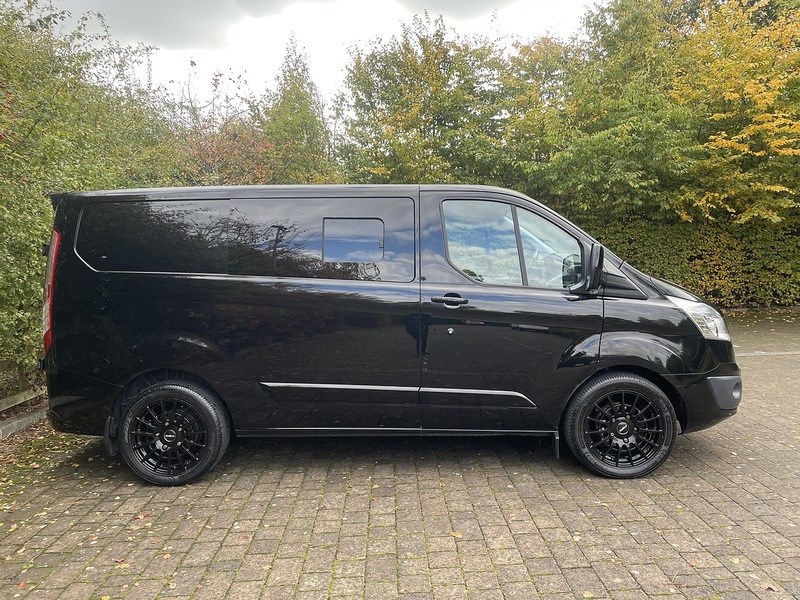 Ford Transit Custom Listing Image