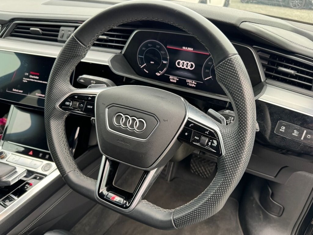 Audi e-tron Listing Image