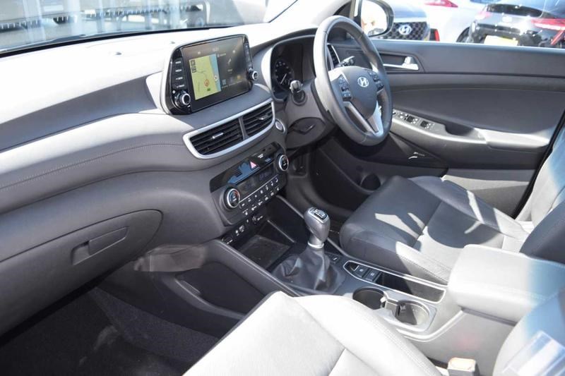 Hyundai TUCSON Listing Image