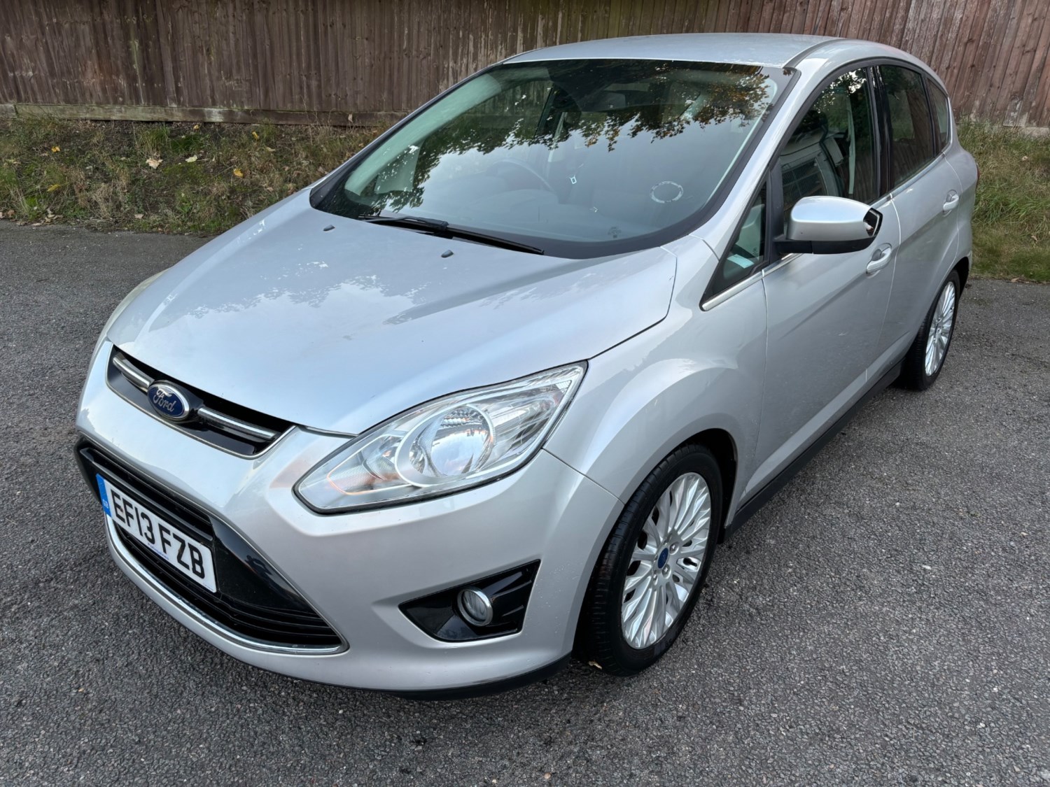 Ford C-Max Listing Image