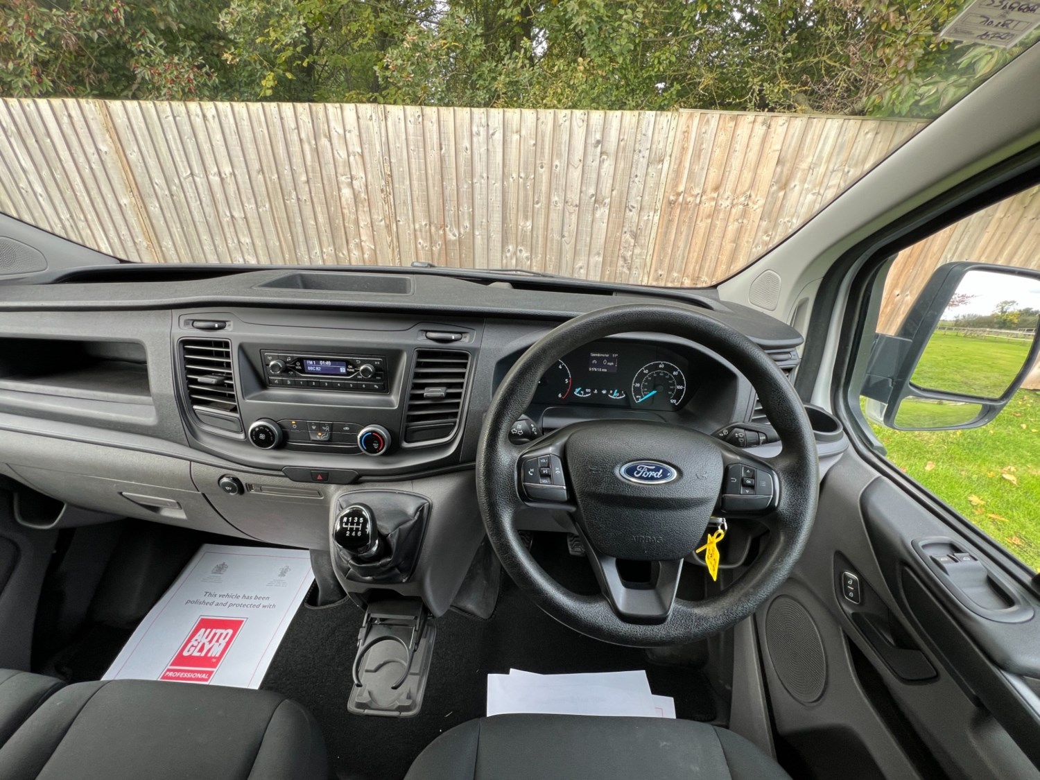 Ford Transit Custom Listing Image