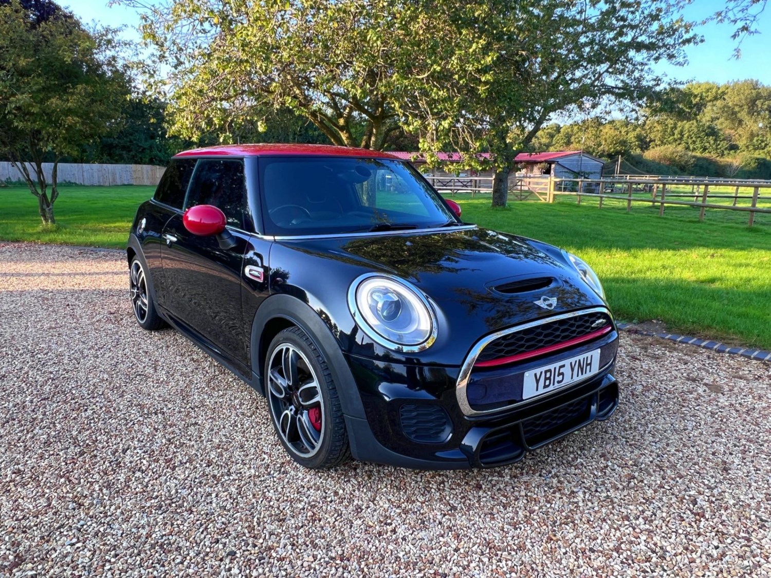 MINI Hatch Listing Image