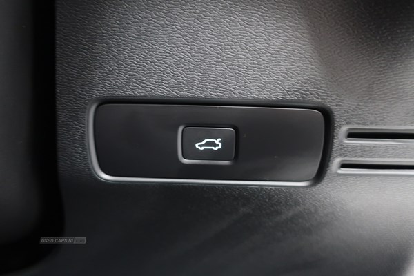 Volvo XC40 Listing Image