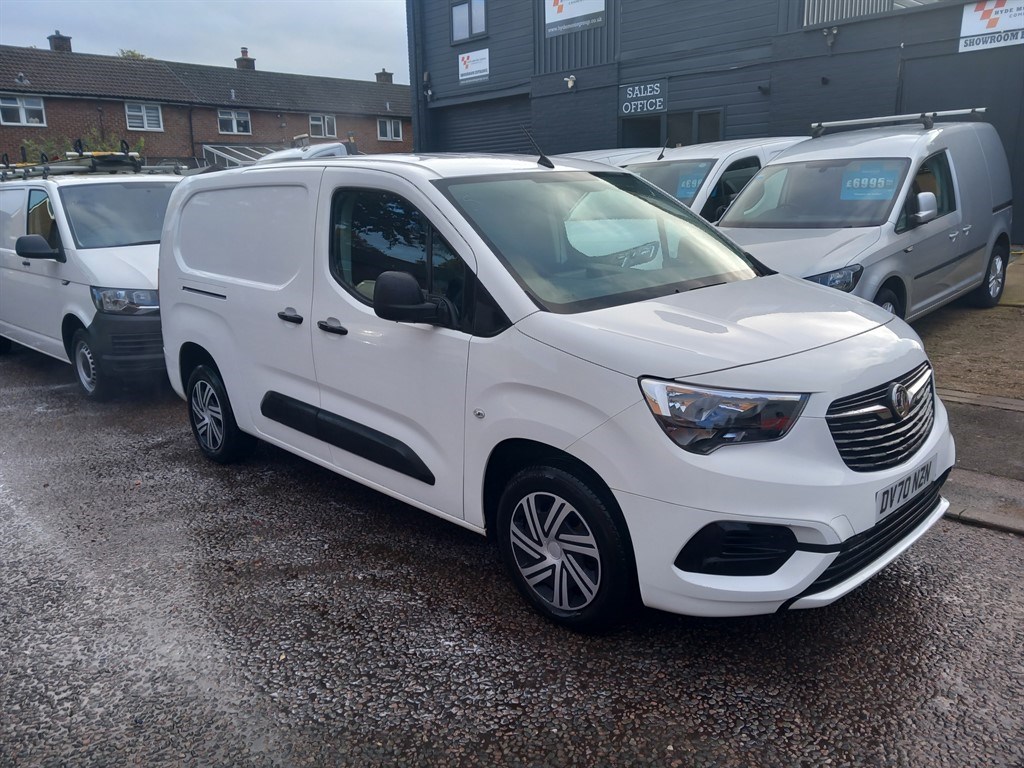 Vauxhall Combo Listing Image