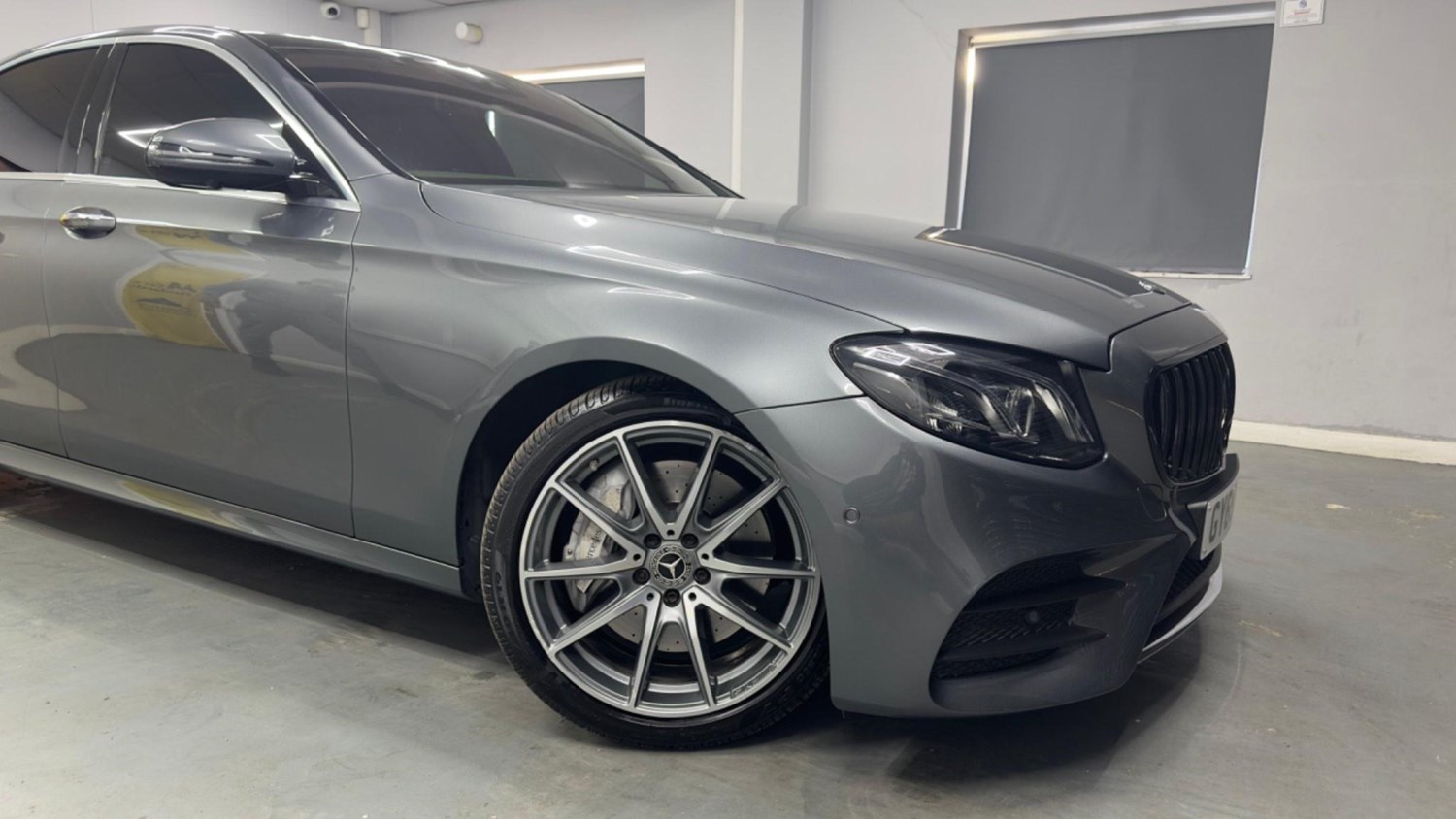 Mercedes-Benz E-Class Listing Image