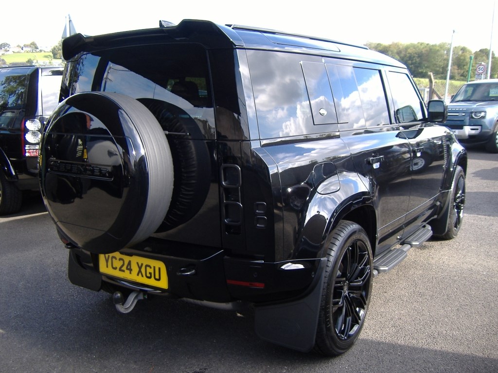 Land Rover  Listing Image