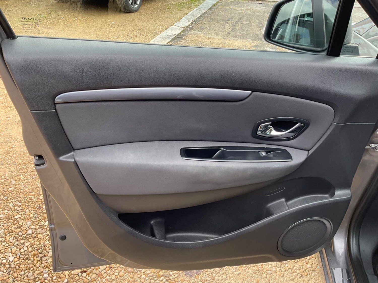 Renault Grand Scenic Listing Image