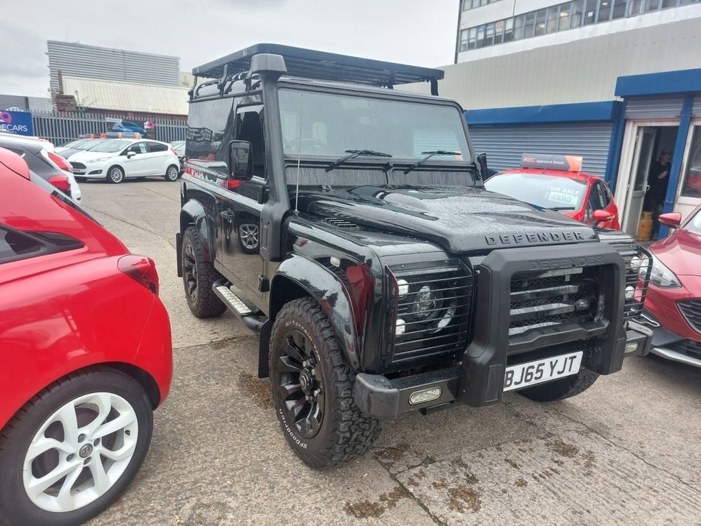 Land Rover Defender Listing Image