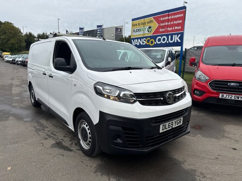 Vauxhall Vivaro Listing Image