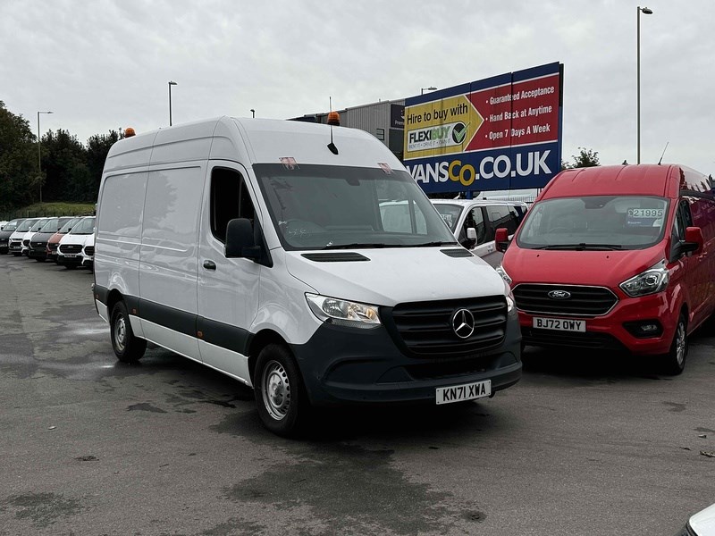 Mercedes-Benz Sprinter Listing Image