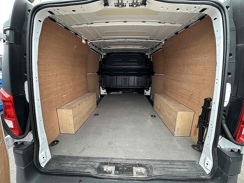 Mercedes-Benz Vito Listing Image