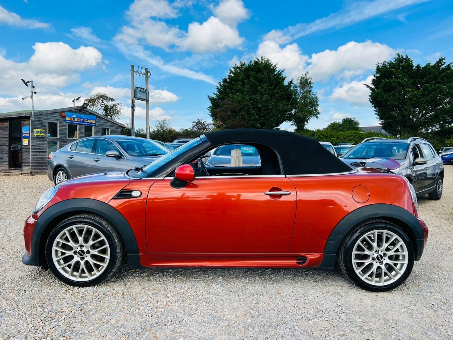 MINI Roadster Listing Image