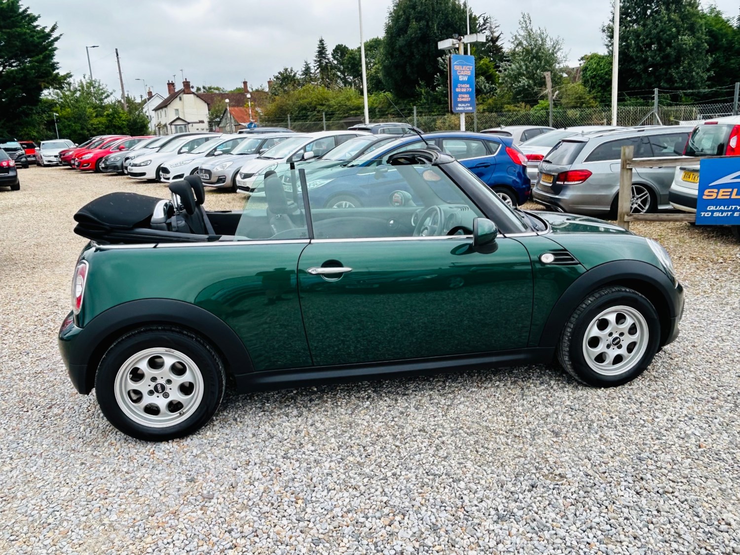 MINI Convertible Listing Image