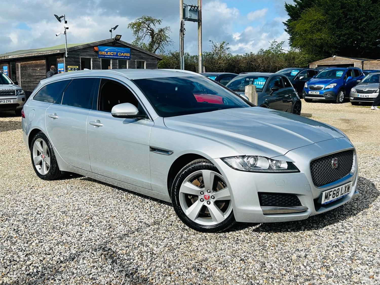 Jaguar XF Listing Image