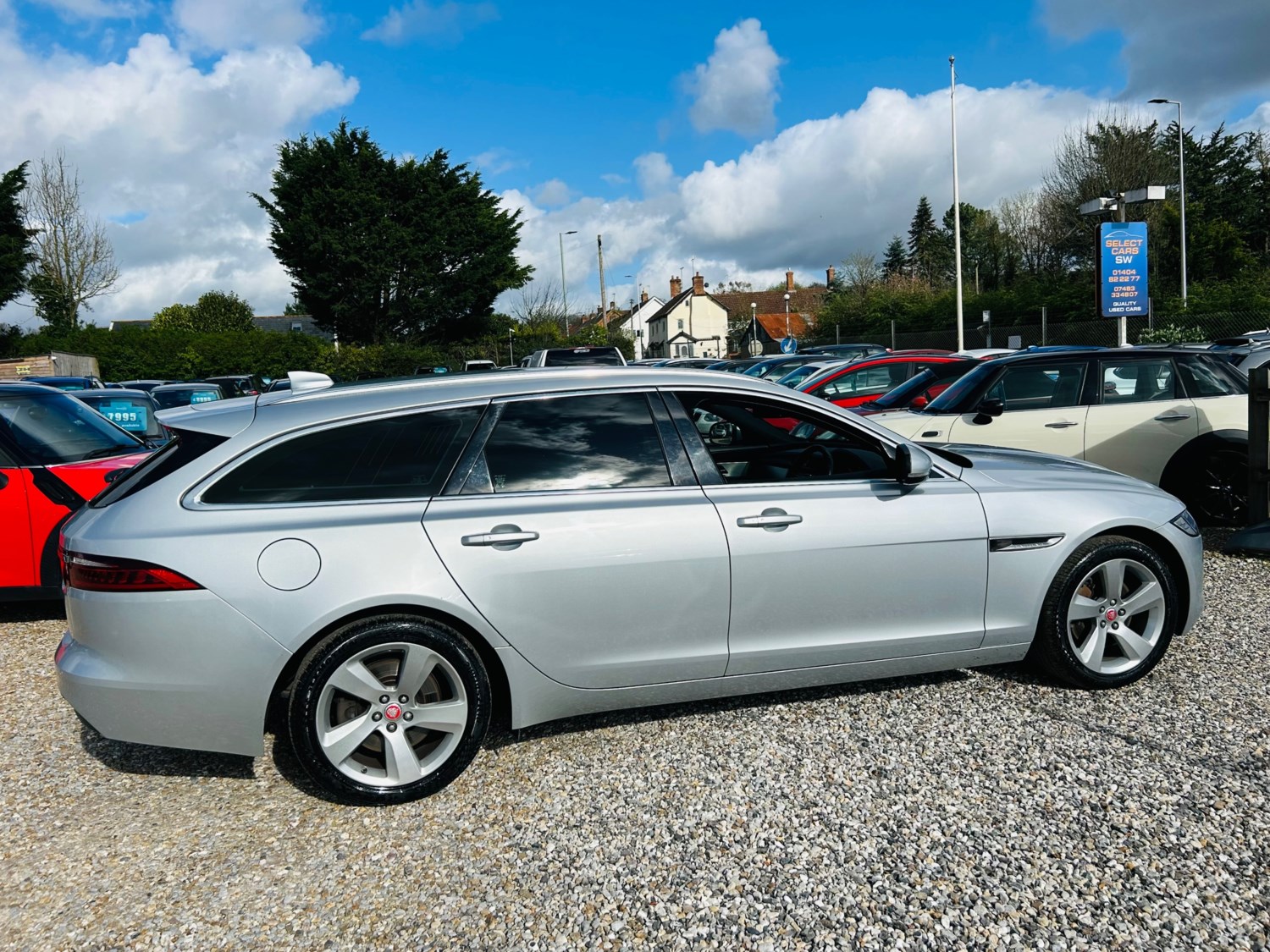 Jaguar XF Listing Image