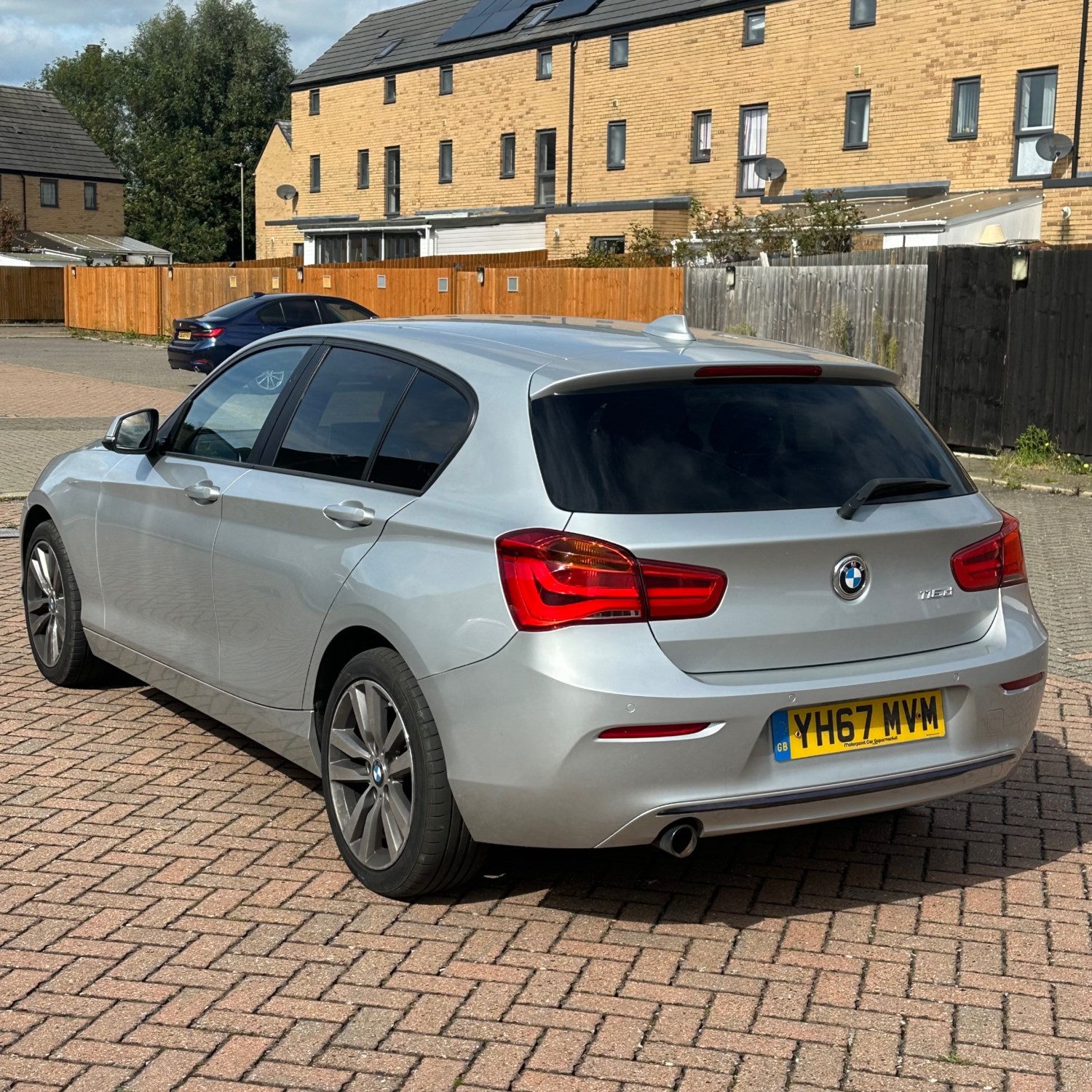 BMW 1 Series Listing Image