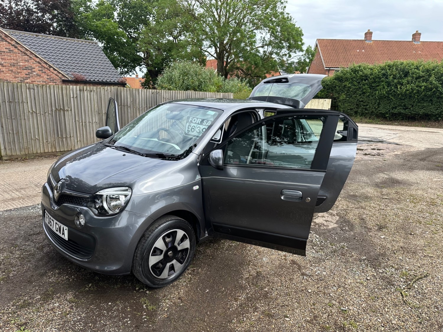 Renault Twingo Listing Image