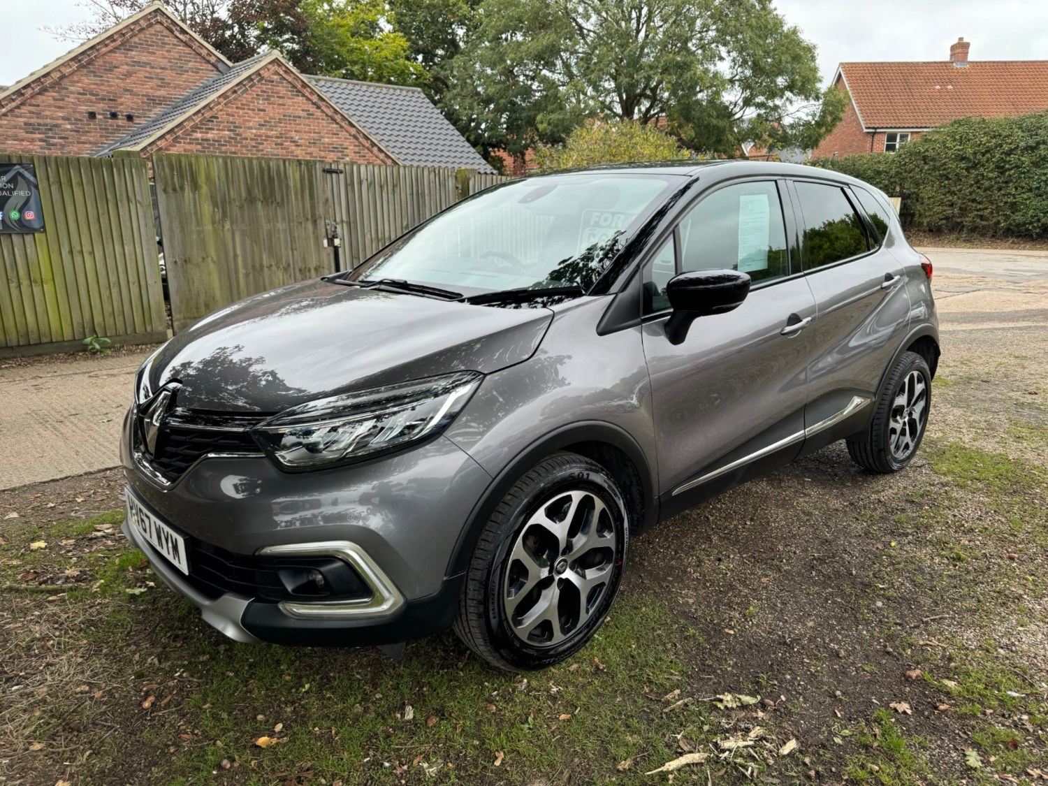 Renault Captur Listing Image