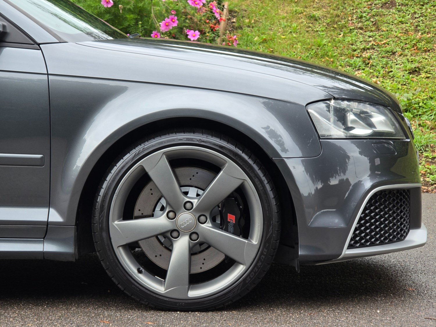 Audi RS3 Listing Image