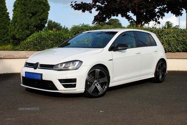 Volkswagen Golf Listing Image