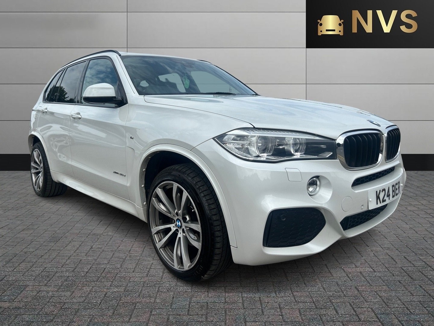 BMW X5 Listing Image