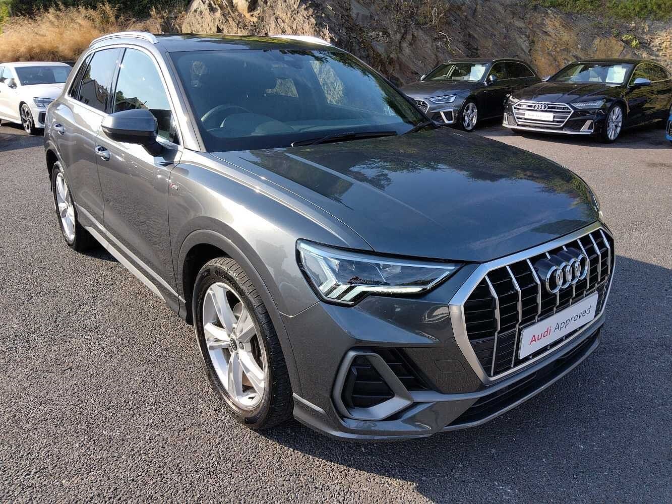 Audi Q3 Listing Image