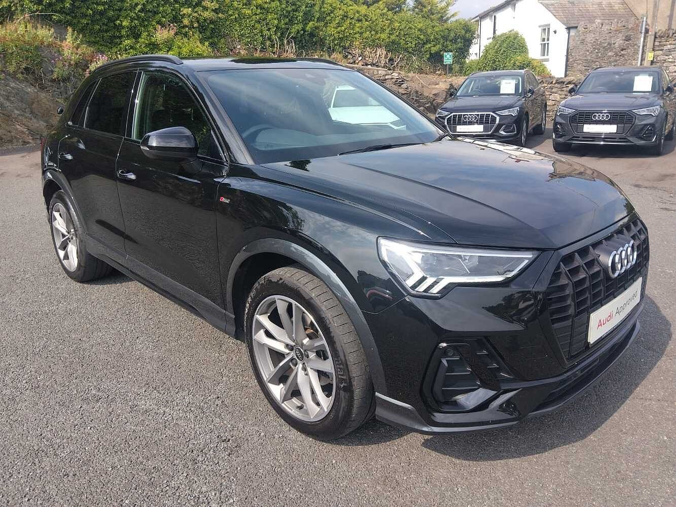 Audi Q3 Listing Image