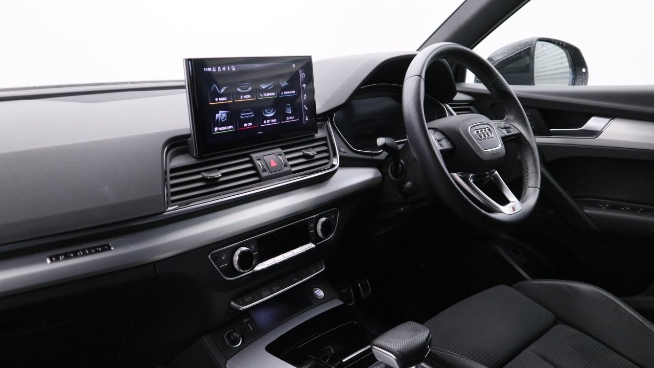 Audi Q5 Listing Image