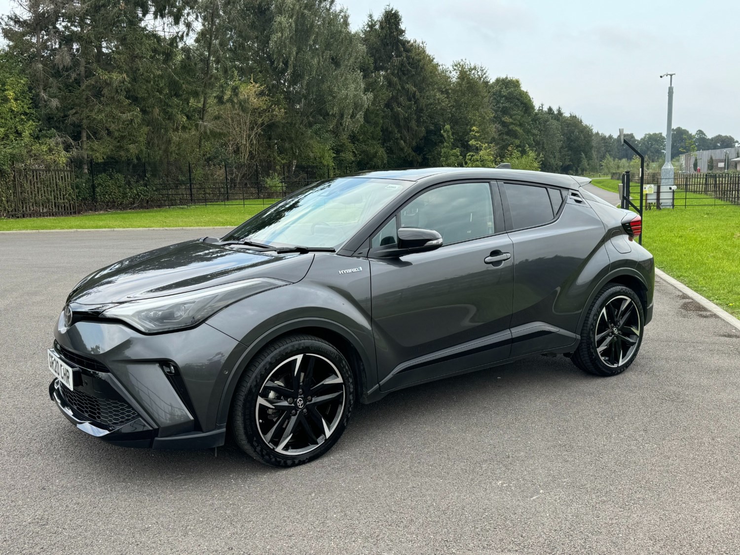 Toyota C-HR Listing Image