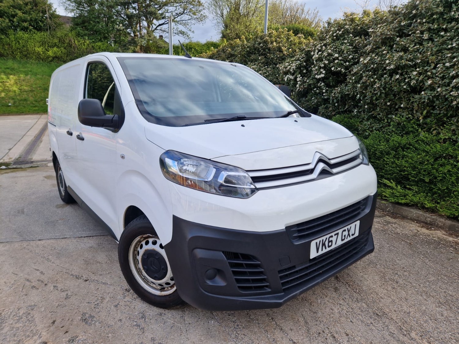 Citroen Dispatch Listing Image