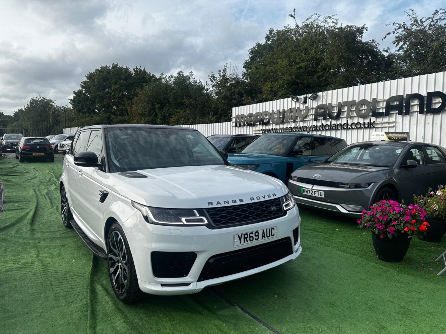 Land Rover Range Rover Sport Listing Image