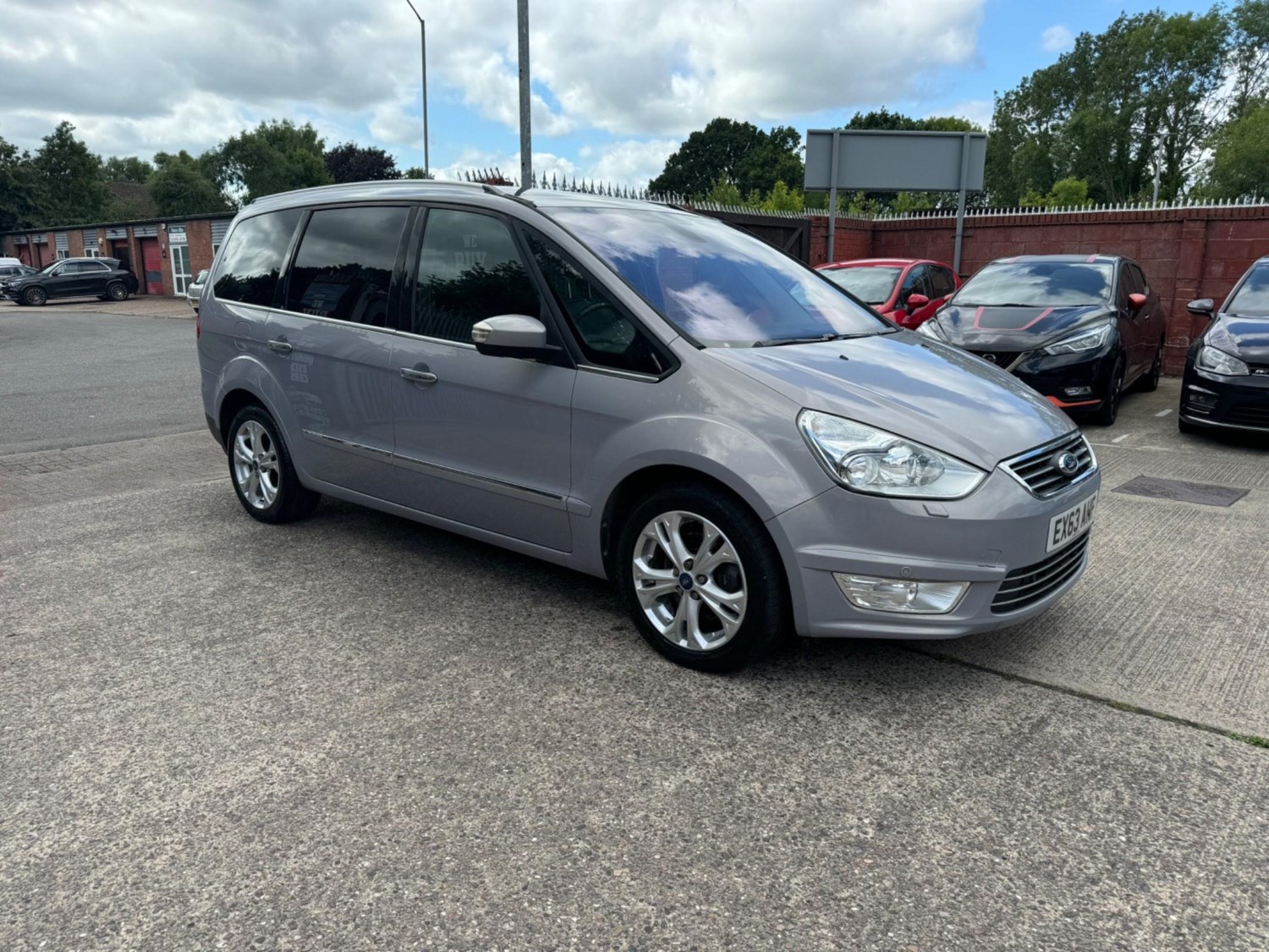 Ford Galaxy Listing Image