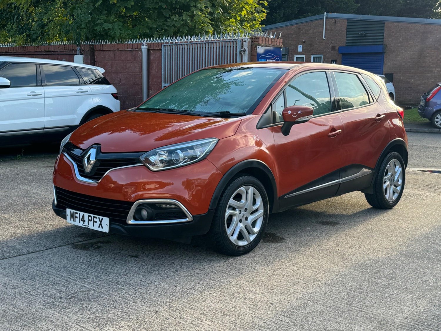 Renault Captur Listing Image