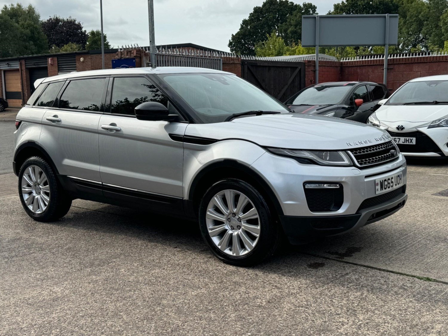 Land Rover Range Rover Evoque Listing Image