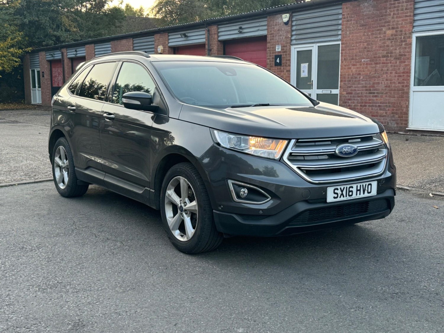 Ford Edge Listing Image