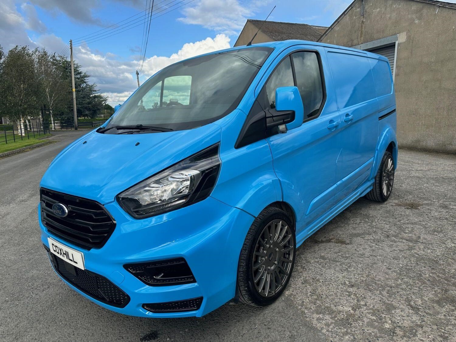 Ford Transit Custom Listing Image