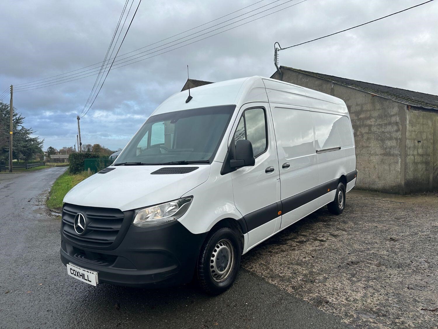 Mercedes-Benz Sprinter Listing Image