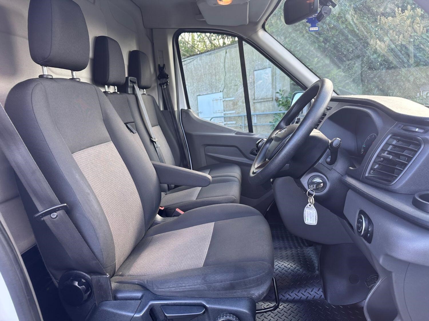 Ford Transit Listing Image