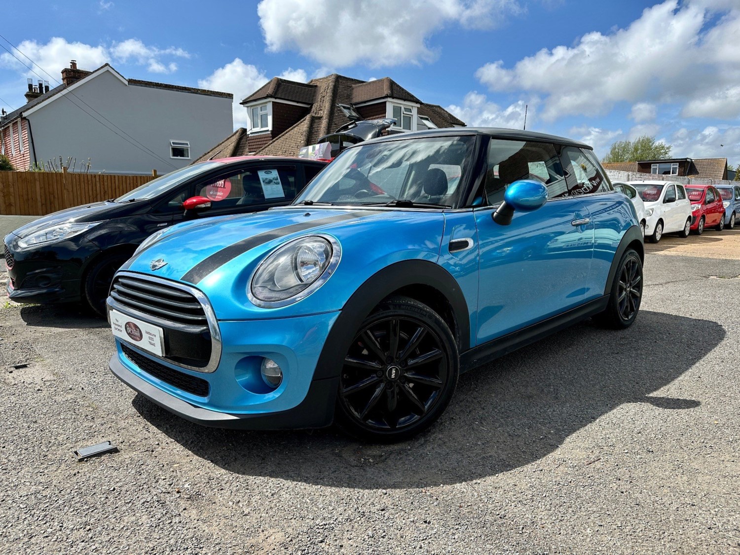 MINI Hatch Listing Image