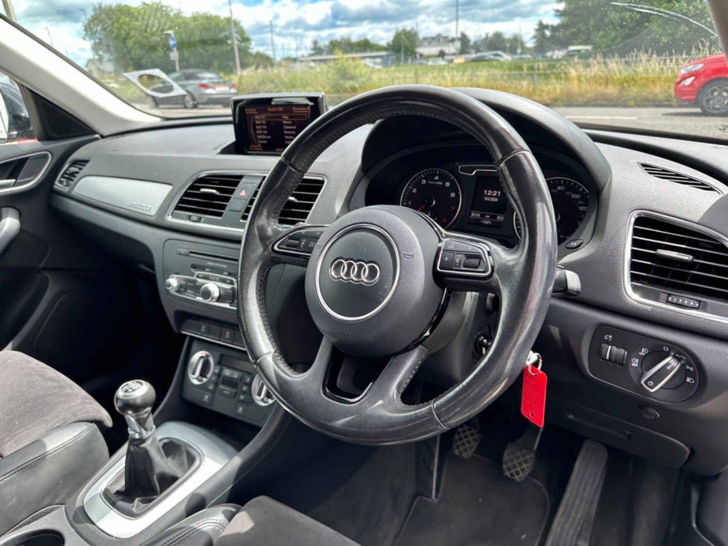 Audi Q3 Listing Image