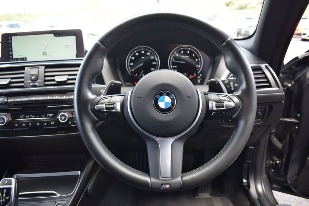 BMW 1 Series Listing Image