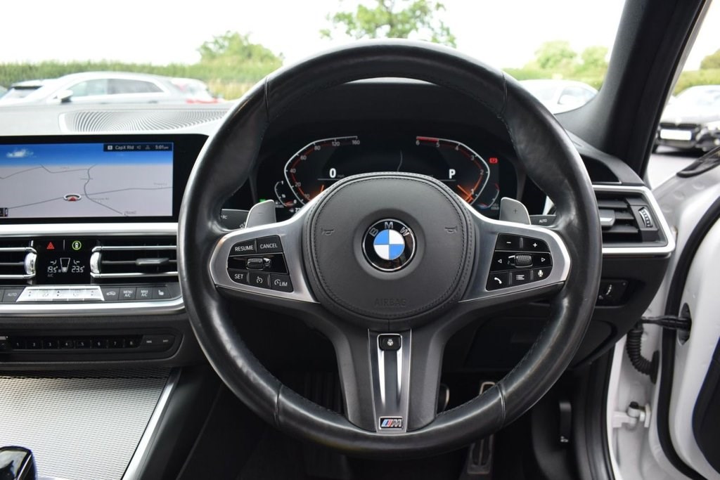 BMW 3 Series Listing Image