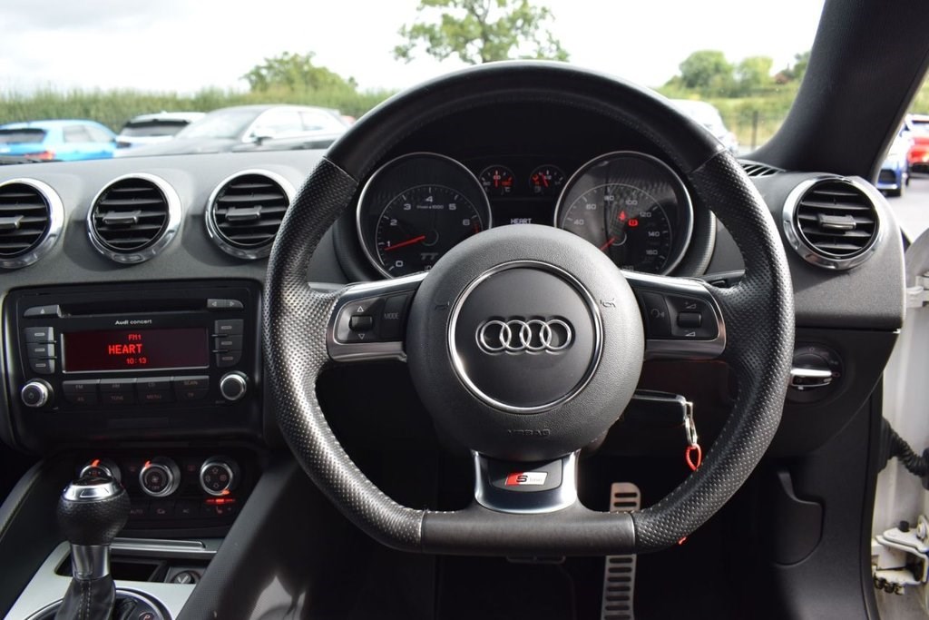 Audi TT Listing Image