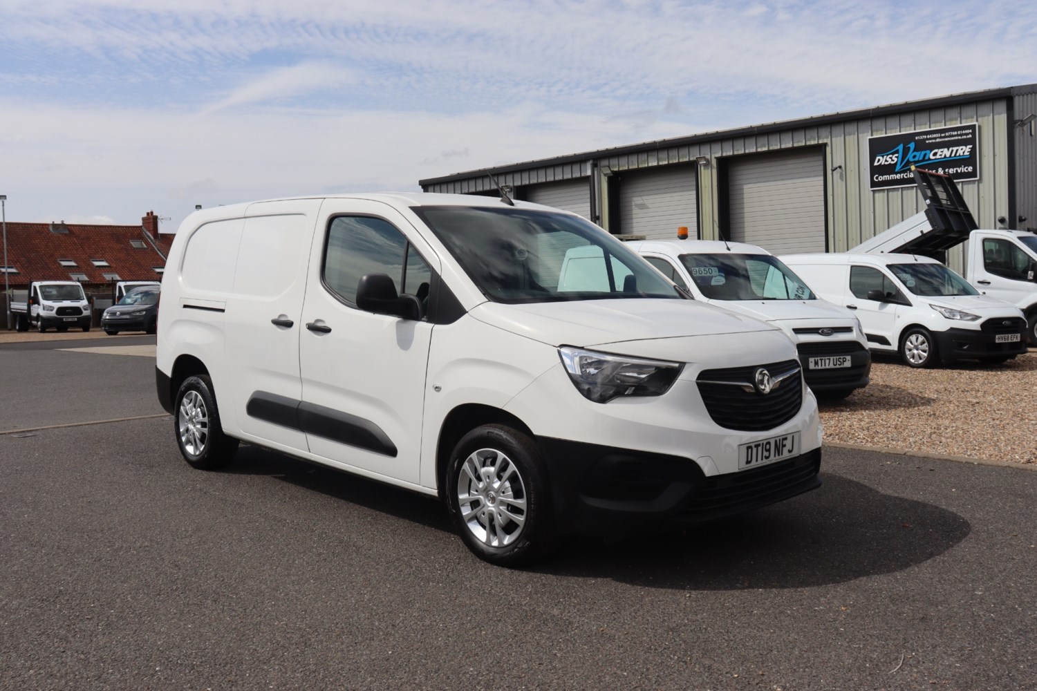 Vauxhall Combo Listing Image