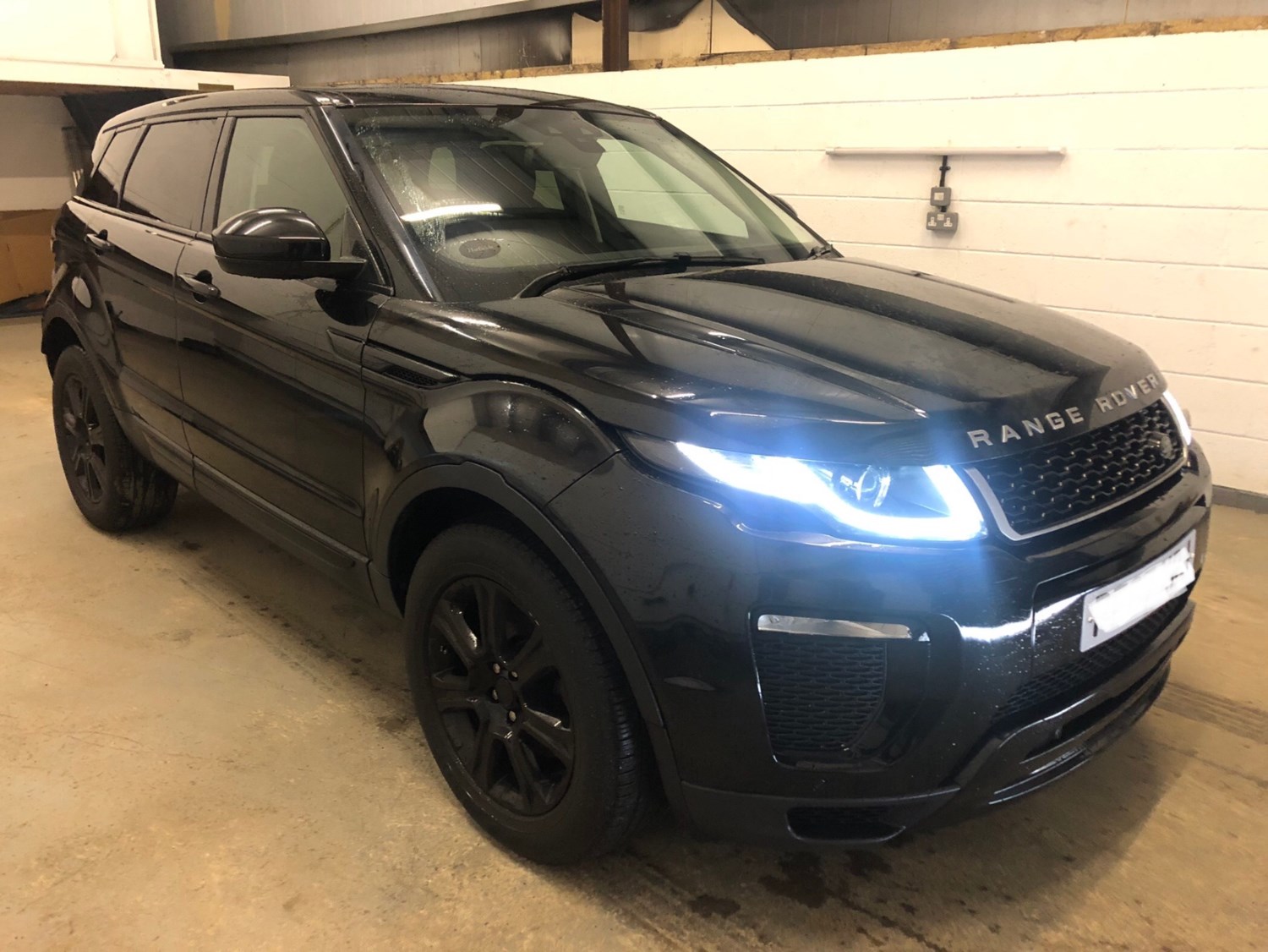 Land Rover Range Rover Evoque Listing Image