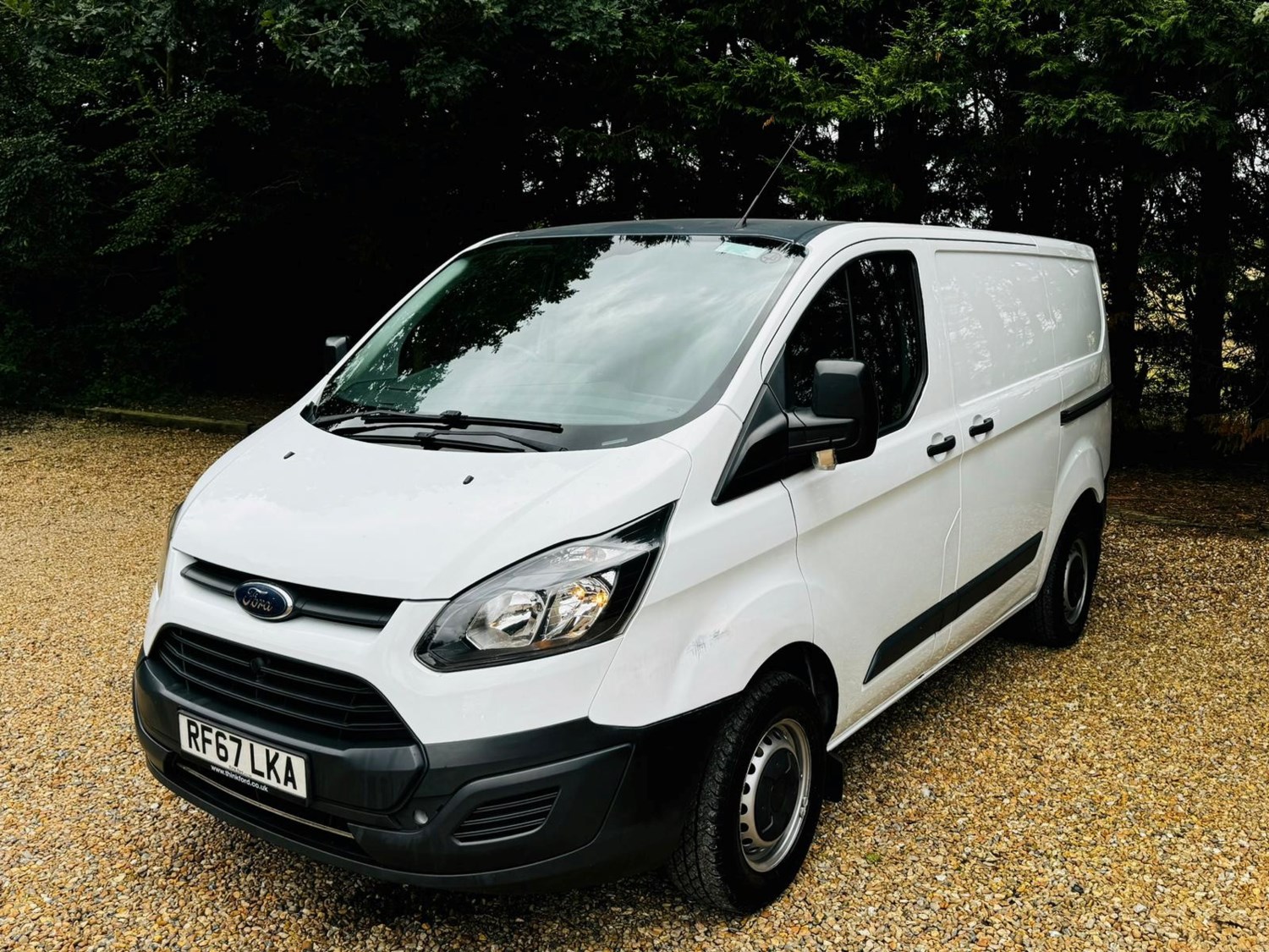 Ford Transit Custom Listing Image