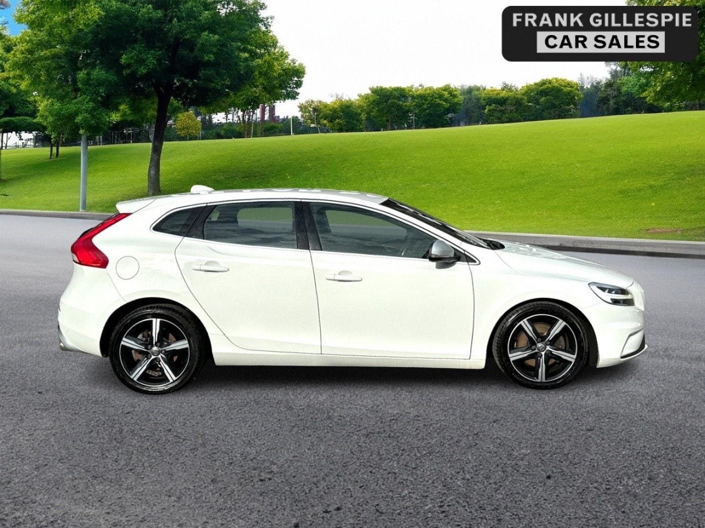 Volvo V40 Listing Image