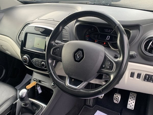 Renault Captur Listing Image